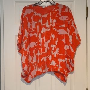Diane von Furstenberg 100% silk blouse, Size M